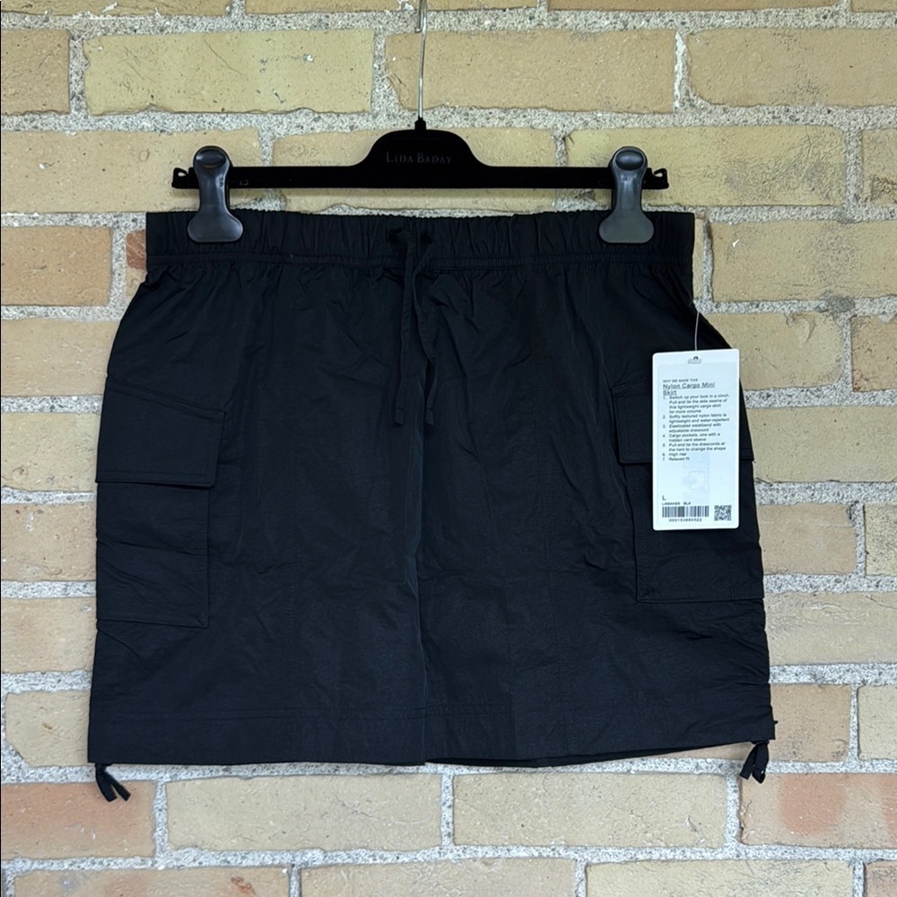 NWT Lululemon Black Nylon Cargo Mini Skirt